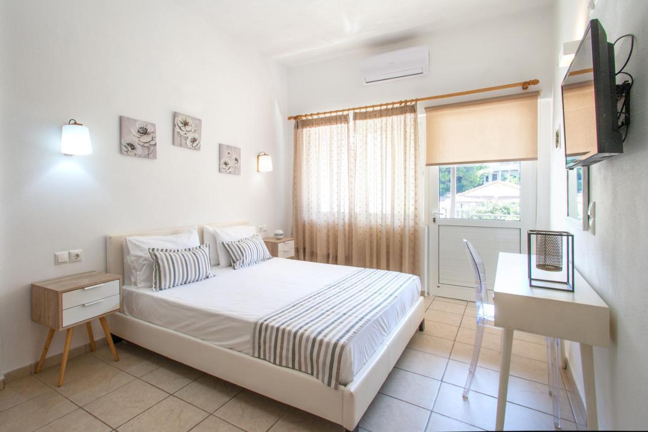Angelos Studios Vromolimnos Номер фото